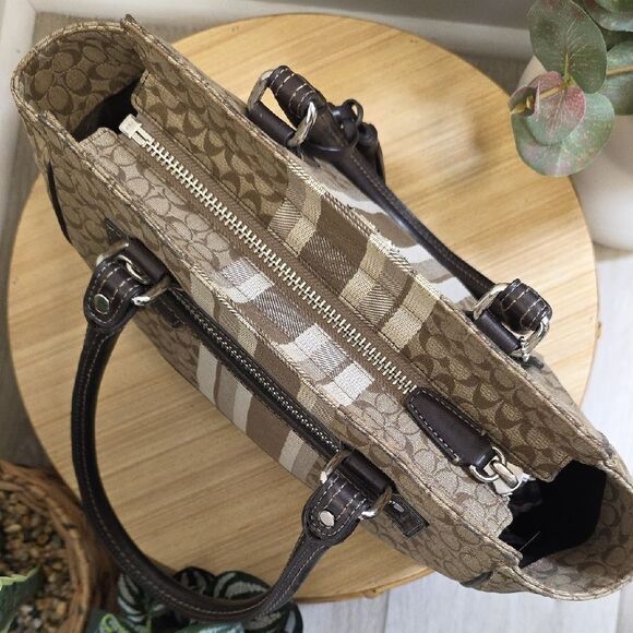 Coach Legacy Signature Stripe Candace Carryall with Wallet - Picture 12 of 14